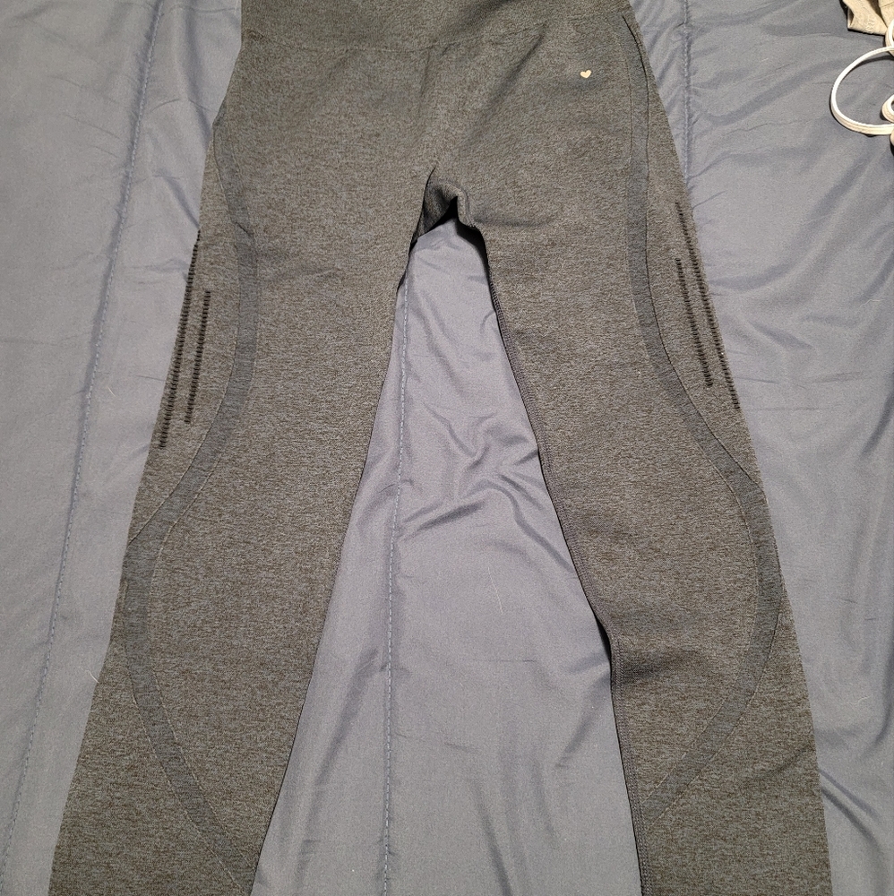 LOVE fitness leggings in blue, size M